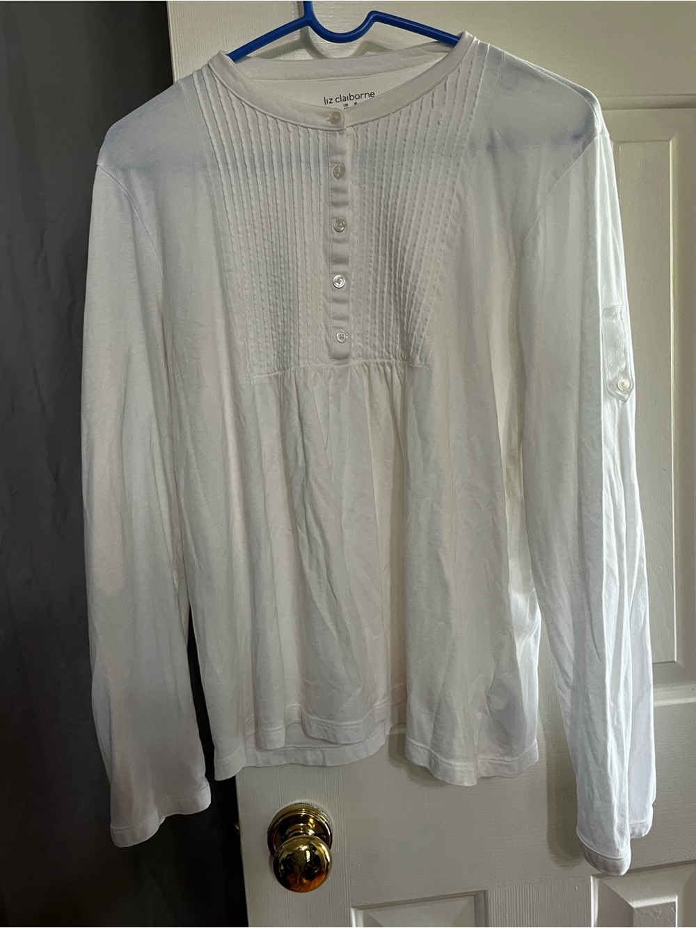 Liz Claiborne White Pintuck Henley Long Sleeve Top